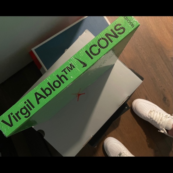 ICONS: Something’s OFF Virgil Abloh - Picture 2 of 2